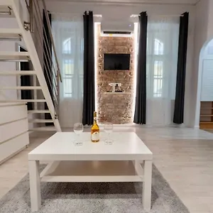 Raday Boutique , Budapest Ungheria